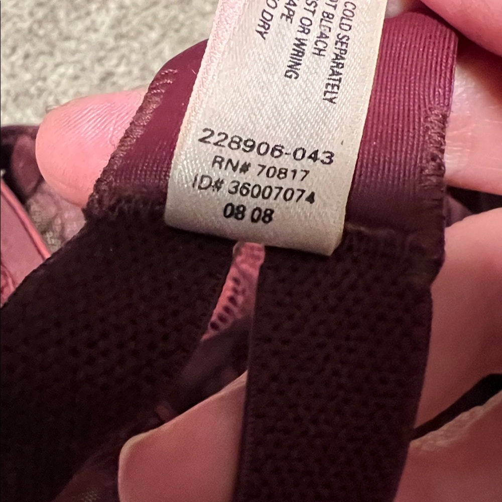 Victoria’s Secret unlined bra with bow, burgundy, size 38D EUC! Vintage 2008 Y2K - Picture 7 of 7